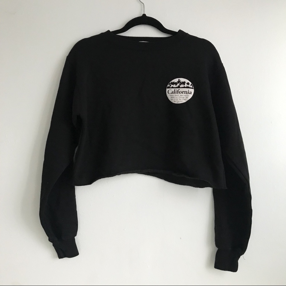 Brandy Melville cropped pullover